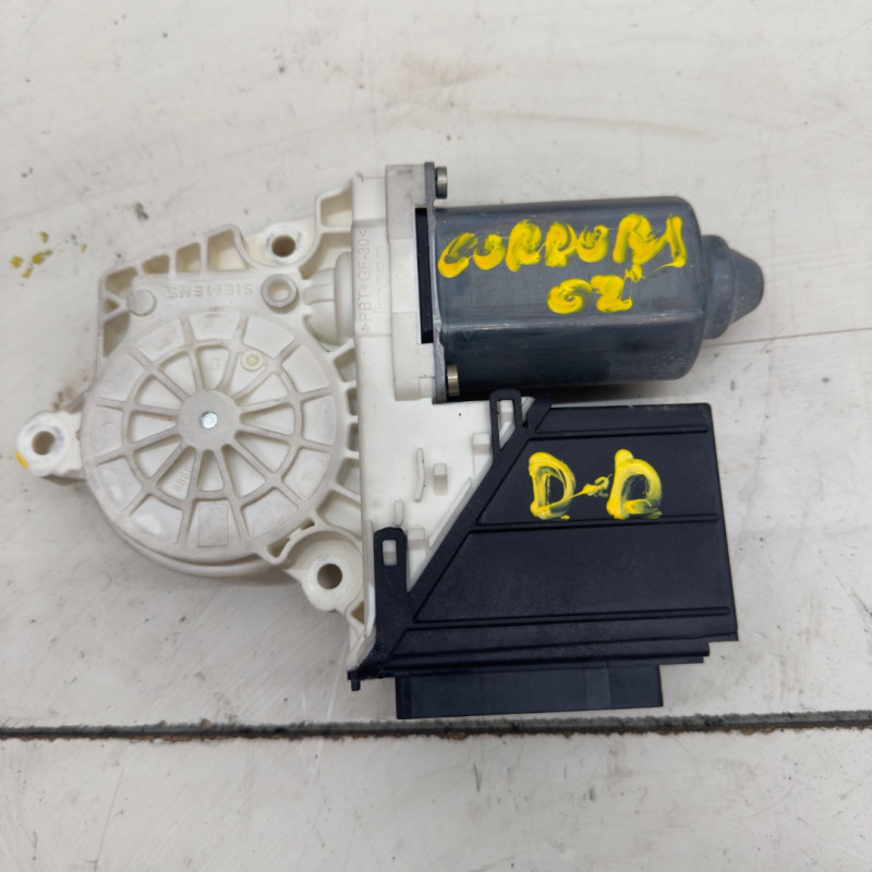 MOTOR ELEVALUNAS DELANTERO DERECHO SEAT CORDOBA BERLINA (6K2) 1Y