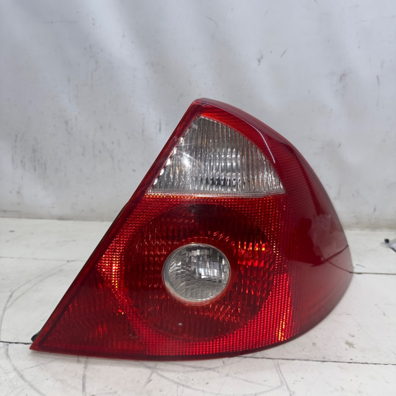 PILOTO TRASERO DERECHO FORD MONDEO BERLINA (GE) D6BA1S71-13404-A