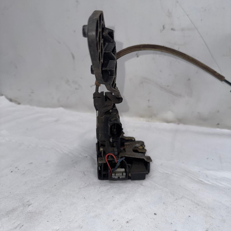 CERRADURA PUERTA TRASERA IZQUIERDA SEAT LEON (1M1) ARL