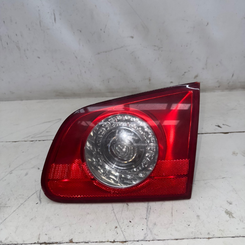 PILOTO TRASERO DERECHO INTERIOR VOLKSWAGEN PASSAT VARIANT (3C5) BKP