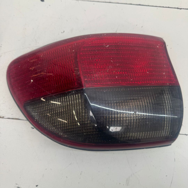 PILOTO TRASERO IZQUIERDO OPEL OMEGA B X25DT