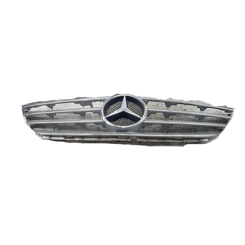 REJILLA DELANTERA MERCEDES-BENZ CLASE E (BM 210) BERLINA M111942