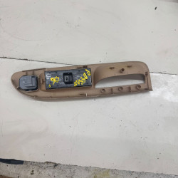 MANDO ELEVALUNAS DELANTERO IZQUIERDO VOLKSWAGEN PASSAT BERLINA (3C2) BKP