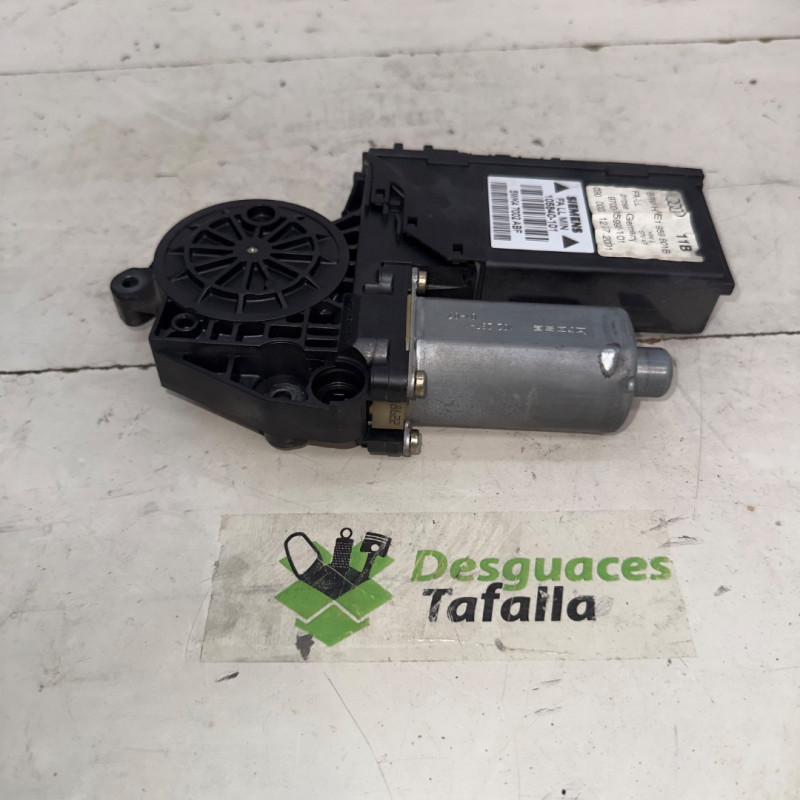 MOTOR ELEVALUNAS DELANTERO IZQUIERDO AUDI A4 BERLINA (8E) AKE