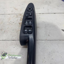 MANDO ELEVALUNAS DELANTERO IZQUIERDO HYUNDAI TUCSON (JM) G4GC