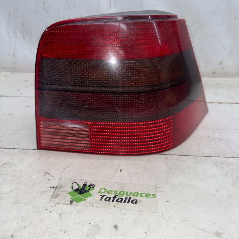 PILOTO TRASERO DERECHO VOLKSWAGEN GOLF IV BERLINA (1J1)(10.1997) AHF1J6945257