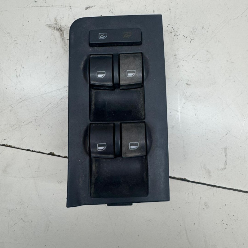 ELEVALUNAS DELANTERO IZQUIERDO AUDI A6 AVANT (4B5) AVF
