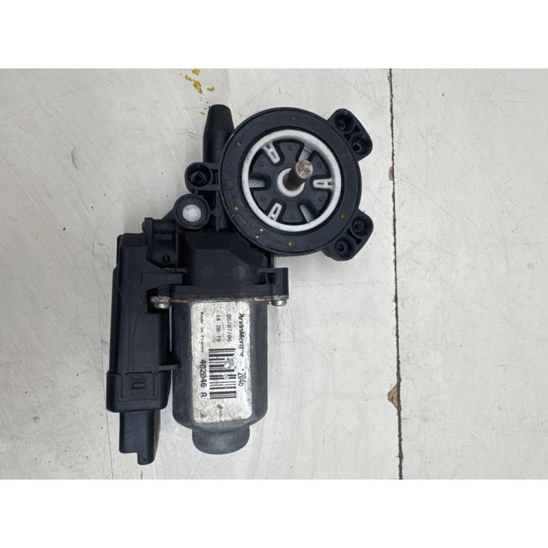 MOTOR ELEVALUNAS DELANTERO IZQUIERDO RENAULT SCENIC II (JM) K9K728K9K P7