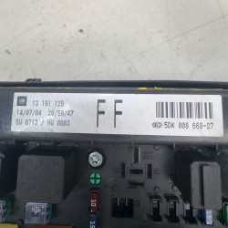 CAJA RELES / FUSIBLES OPEL ASTRA H BERLINA Z19DTH5DK 00866827
