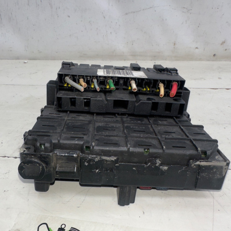 CAJA RELES / FUSIBLES CITROEN XSARA BERLINA