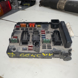 CAJA RELES / FUSIBLES PEUGEOT 307 (S1)(04.2001) RHRDW10BTED4TIPO: RHR