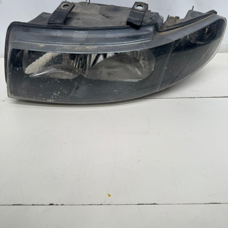 FARO IZQUIERDO SEAT LEON (1M1) SIN FICHA TECNICA