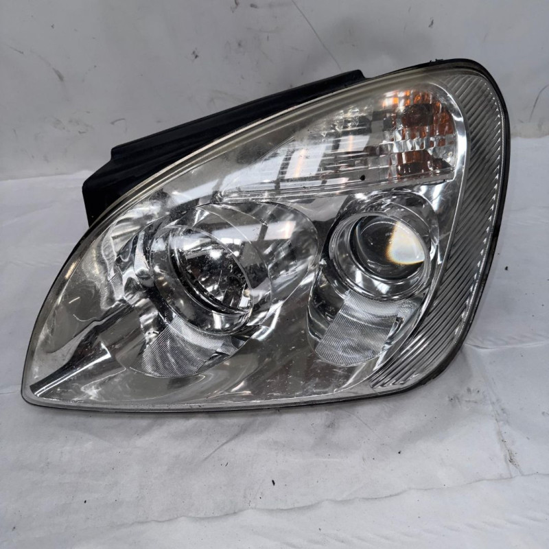 FARO IZQUIERDO KIA CARENS (UN) D4FB
