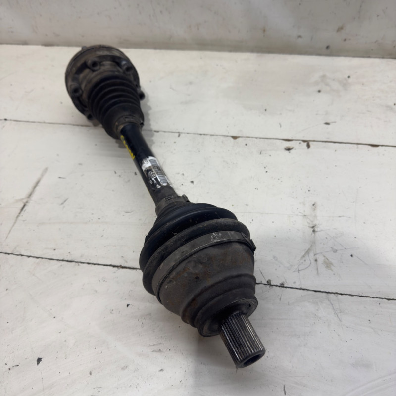 TRANSMISION DELANTERA IZQUIERDA VOLKSWAGEN CADDY (2K)(02.2004) BLS