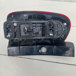 PILOTO TRASERO DERECHO DACIA DUSTER I K9K898K9K J8