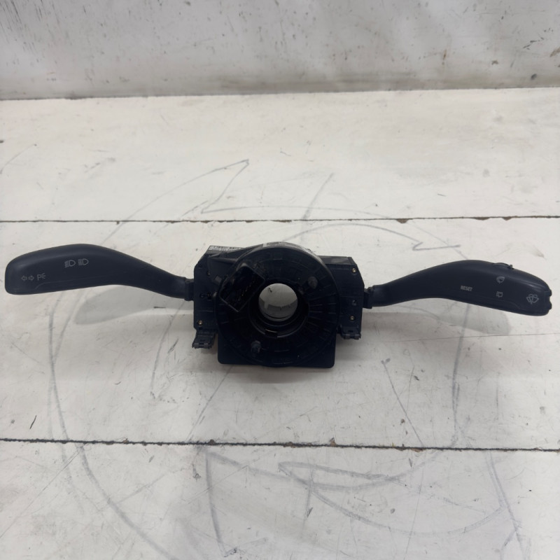 MANDO MULTIFUNCION VOLKSWAGEN POLO IV (9N1) AZQ6Q0953503