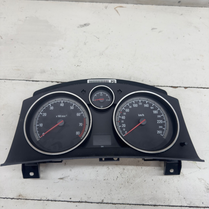 CUADRO INSTRUMENTOS OPEL ASTRA H BERLINA Z16XEPZ16XE1