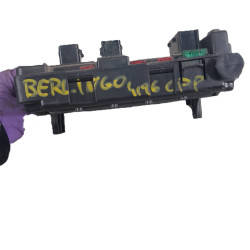 CAJA RELES / FUSIBLES CITROEN BERLINGO RHY964349898000