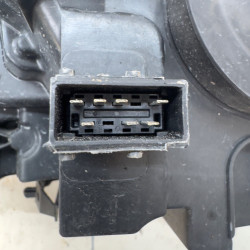 FARO DERECHO CITROEN C4 BERLINA 9HXDV6ATED4TIPO: 9HX9646893980