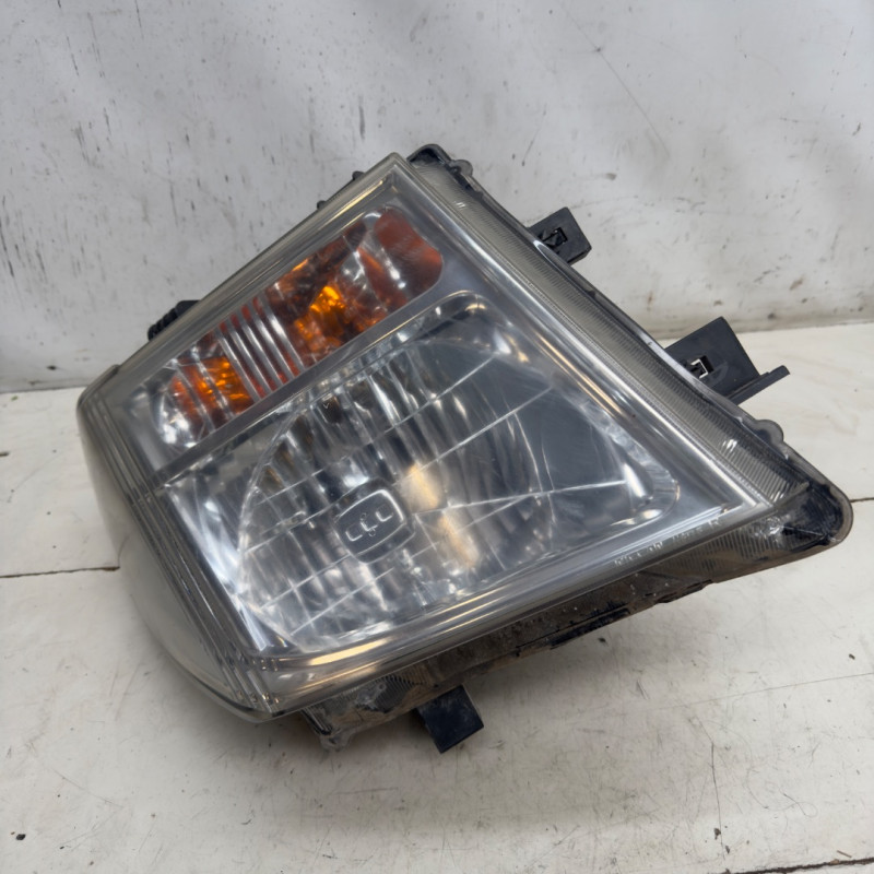 FARO DERECHO NISSAN PICKUP (D22) 26010EB300