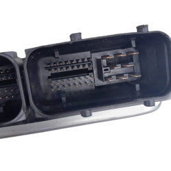 CENTRALITA MOTOR UCE VOLKSWAGEN PASSAT BERLINA (3B3) AVF