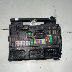 CAJA RELES / FUSIBLES CITROEN C4 BERLINA 9HXDV6ATED4TIPO: 9HX