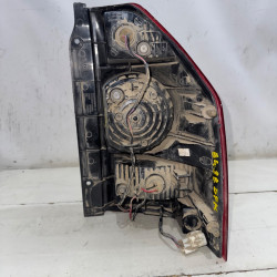 PILOTO TRASERO IZQUIERDO MITSUBISHI MONTERO (V60/V70) 4M4108-214-1979