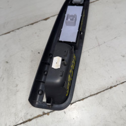 MANDO ELEVALUNAS DELANTERO IZQUIERDO VOLKSWAGEN GOLF V (1K1)(10.2003) BKC1K4868049B