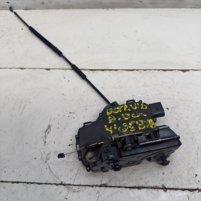 CERRADURA PUERTA DELANTERA DERECHA SKODA OCTAVIA BERLINA (1U2) ALH1U0837099