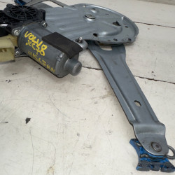 ELEVALUNAS DELANTERO DERECHO VOLVO XC70 D5244T4B5244T0130821761