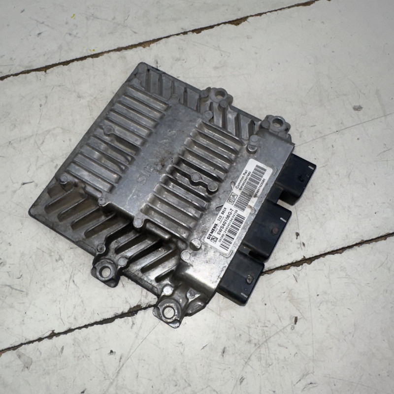 CENTRALITA MOTOR UCE CITROEN XSARA BERLINA G NFU5WS40106GT
