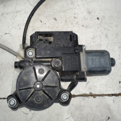 ELEVALUNAS TRASERO DERECHO VOLKSWAGEN POLO III (6N1) 0130822532