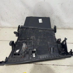 GUANTERA RENAULT MEGANE III BERLINA 5P 681083896R