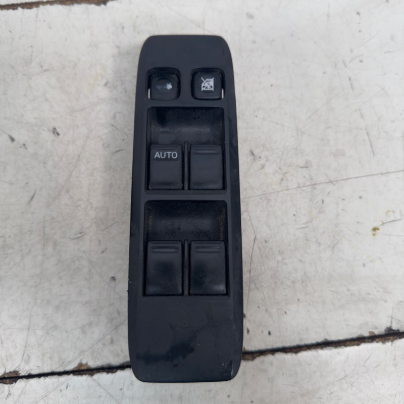 MANDO ELEVALUNAS DELANTERO IZQUIERDO NISSAN PRIMERA TRAVELLER (P12) F9Q25401AV640