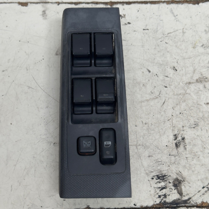 MANDO ELEVALUNAS DELANTERO IZQUIERDO TOYOTA COROLLA VERSO (R1) 2ADFTV2AD-FTV848200F030