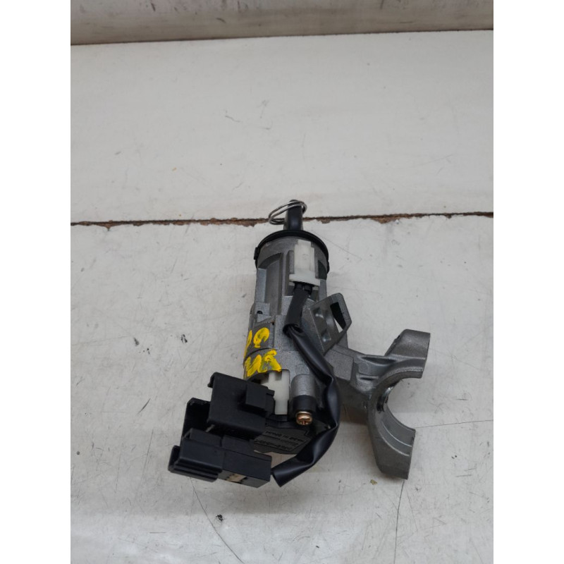 CONMUTADOR DE ARRANQUE TOYOTA COROLLA VERSO (R1) 2ADFTV2AD-FTV30431032075