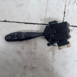 MANDO LUCES TOYOTA COROLLA (E12) 3ZZFE173681