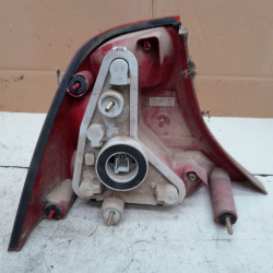 PILOTO TRASERO DERECHO FORD FOCUS BERLINA (CAK) FYDA