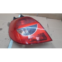 PILOTO TRASERO IZQUIERDO RENAULT CLIO III K9K766K9K T7