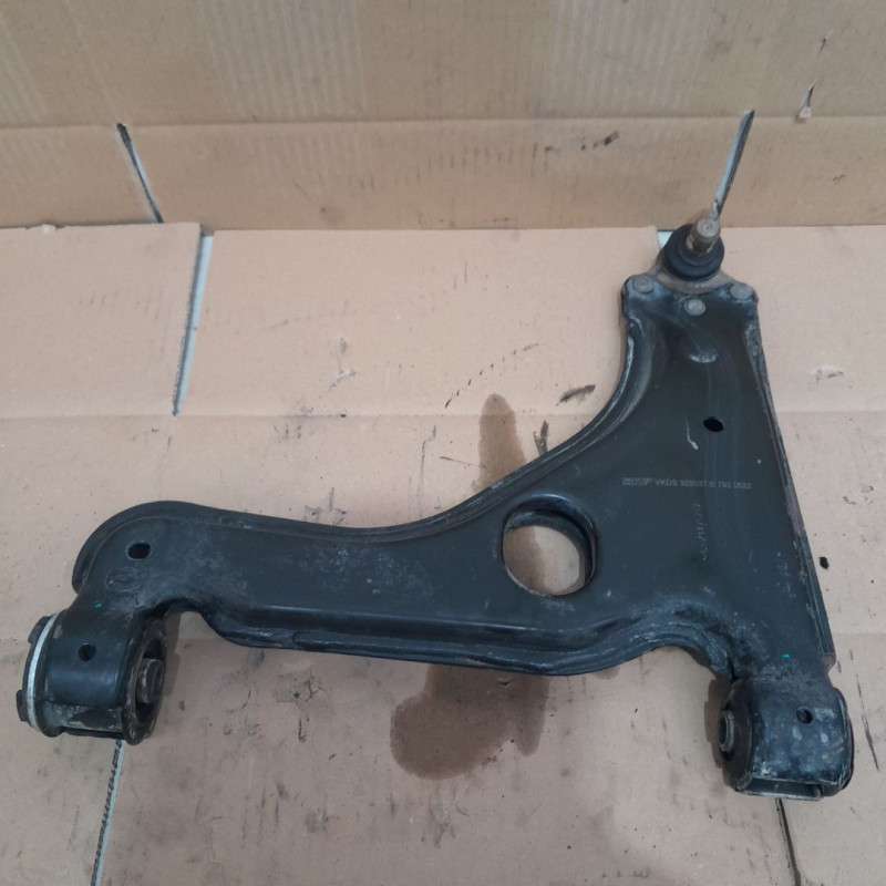 BRAZO SUSPENSION INFERIOR DELANTERO IZQUIERDO OPEL ASTRA H BERLINA Z17DTH
