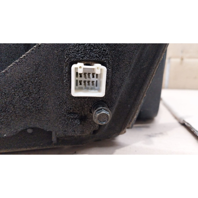 RETROVISOR DERECHO MAZDA 3 BERLINA (BK) Y6