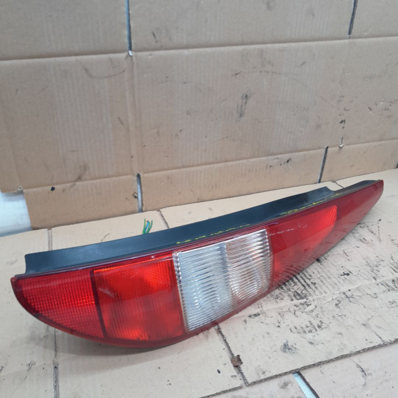 PILOTO TRASERO DERECHO FORD MONDEO BERLINA (CA2)
