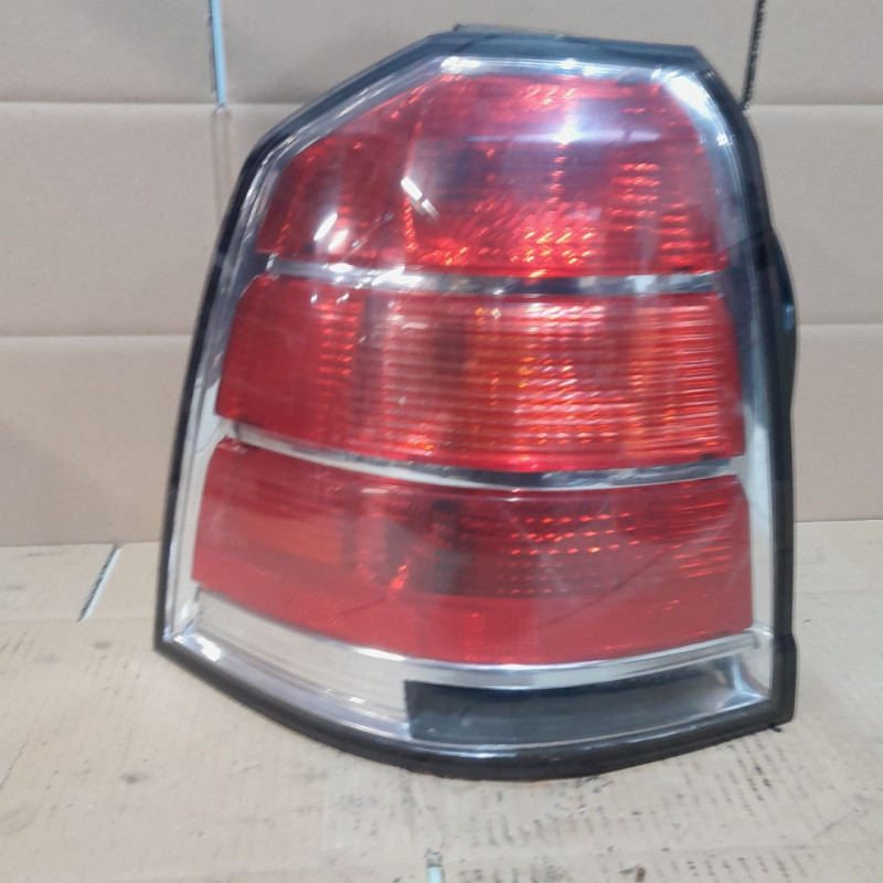 PILOTO TRASERO IZQUIERDO OPEL ZAFIRA B Z19DT