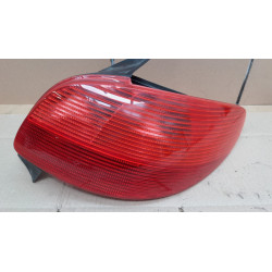 PILOTO TRASERO DERECHO PEUGEOT 206 WJZ903286