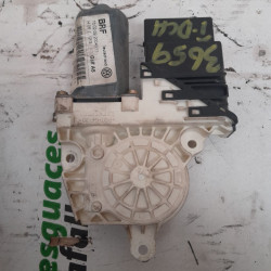MOTOR ELEVALUNAS TRASERO DERECHO VOLKSWAGEN GOLF V (1K1)(10.2003) BKC1K0959704C