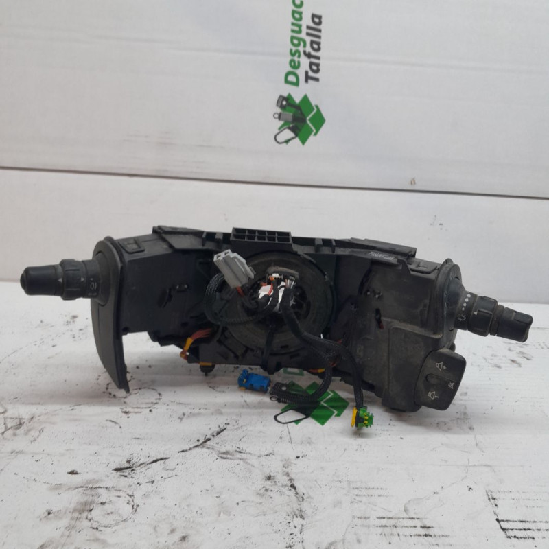 MANDO MULTIFUNCION RENAULT KANGOO II (F/KW0) K9K800K9K AB8201590627