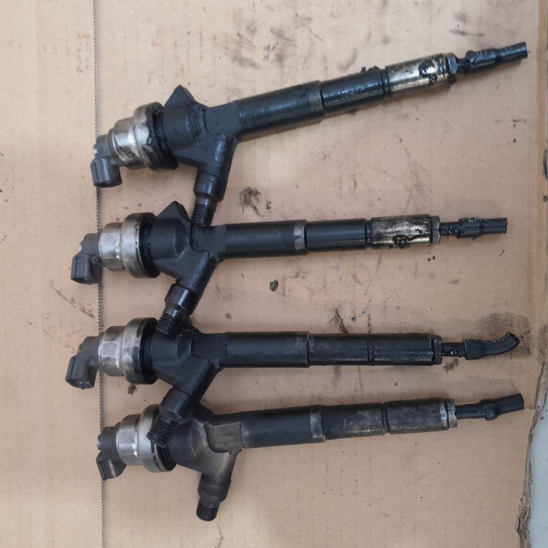 INYECTOR OPEL ASTRA H BERLINA Z17DTH8973762703