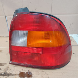 PILOTO TRASERO DERECHO MG ROVER ROVER 600 (RH) F18A3