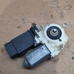 MOTOR ELEVALUNAS DELANTERO IZQUIERDO VOLKSWAGEN GOLF IV BERLINA (1J1)(10.1997) AHF1C1959801