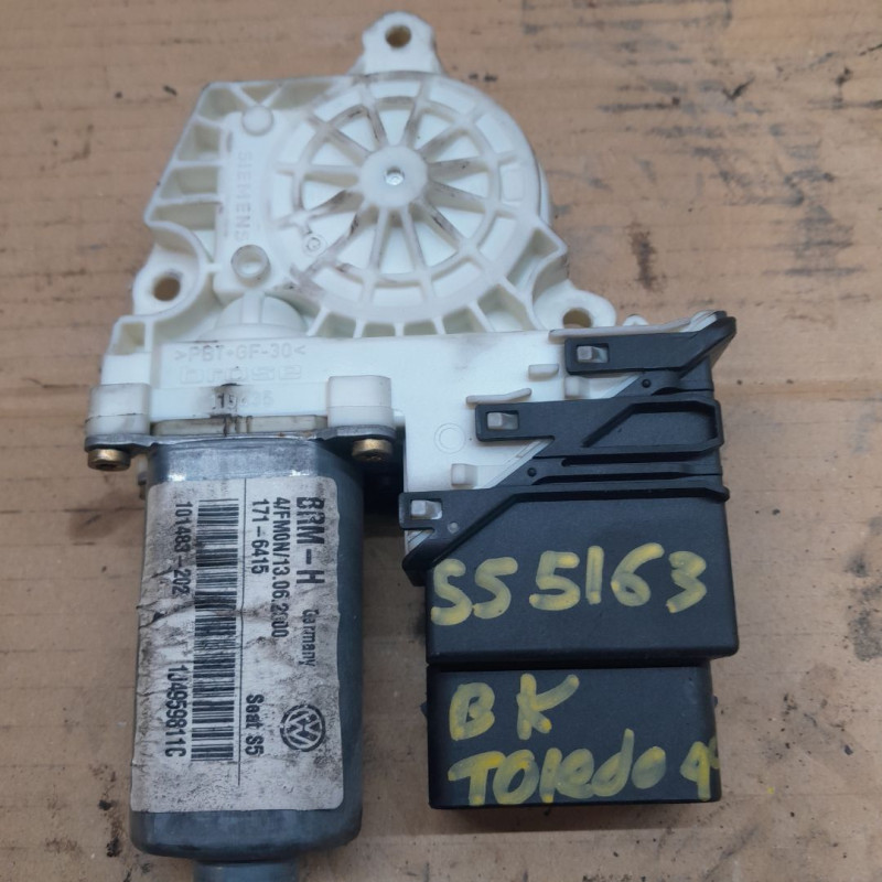 MOTOR ELEVALUNAS TRASERO IZQUIERDO SEAT TOLEDO (1M2) AHF1J4959811C